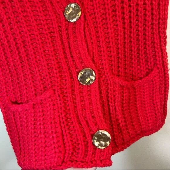 Amazon Fashion Red Knit Gold Button Sweater Vest NWT - Picture 3 of 9